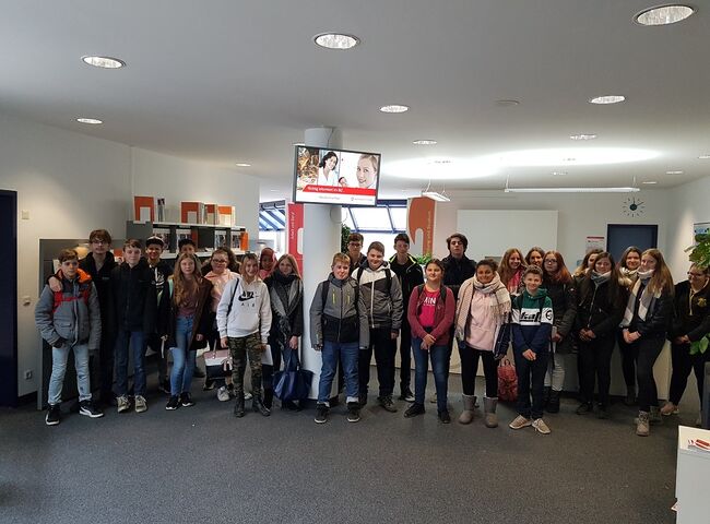 Die Klassen 8M und 8G im BIZ Regensburg